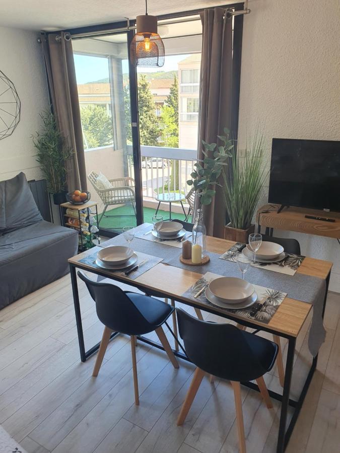 L'Exotique ! Leilighet Gréoux-les-Bains Eksteriør bilde